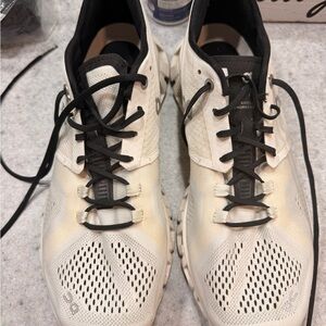 Women’s On Running White and Black Athletic Shoes